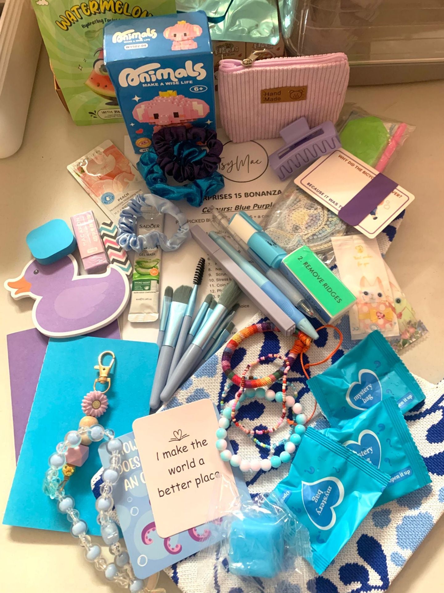 Surprises Bonanza Bundle contents